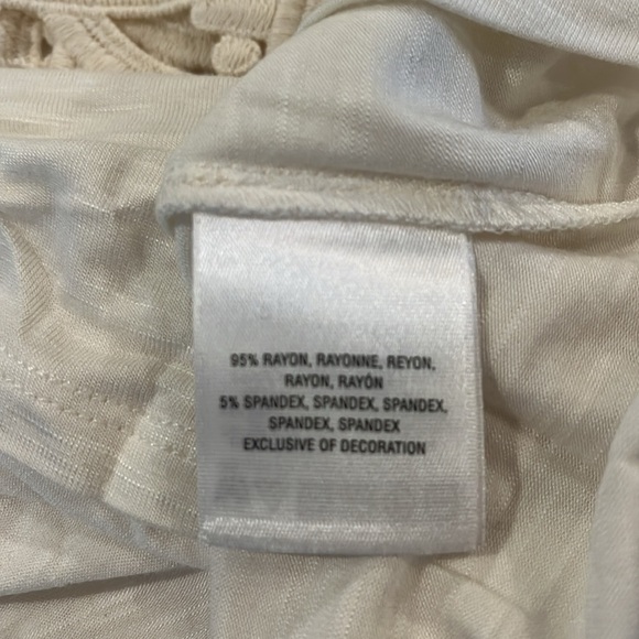 Anthropologie cream top small - Picture 7 of 7